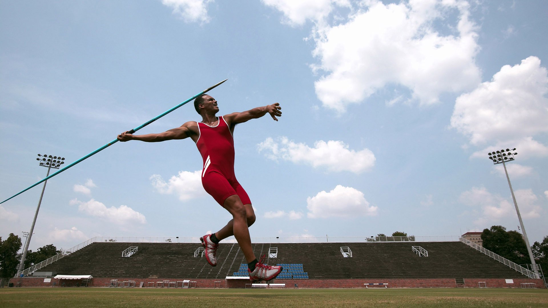 开云体育ios-经典战役回放：十年前的那场决战依然令人热血沸腾，播放十年战争
